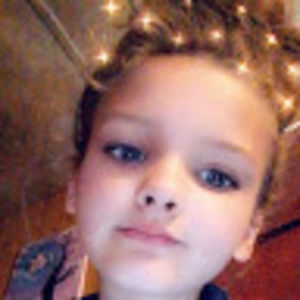 Meet your Posher, Destiny